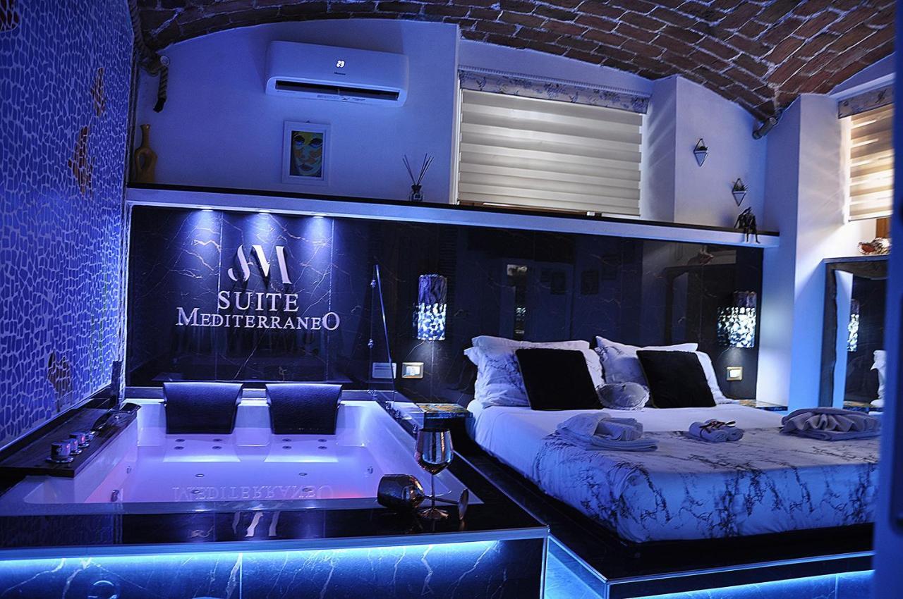 Suite Mediterraneo 奇维塔韦基亚 外观 照片
